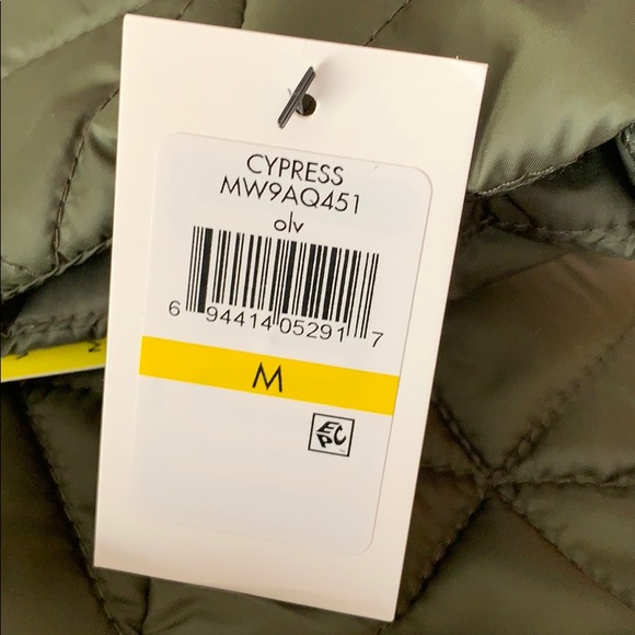 ANDREW MARC Hooded Quilted Puffer Jacket - Picture 8 of 11